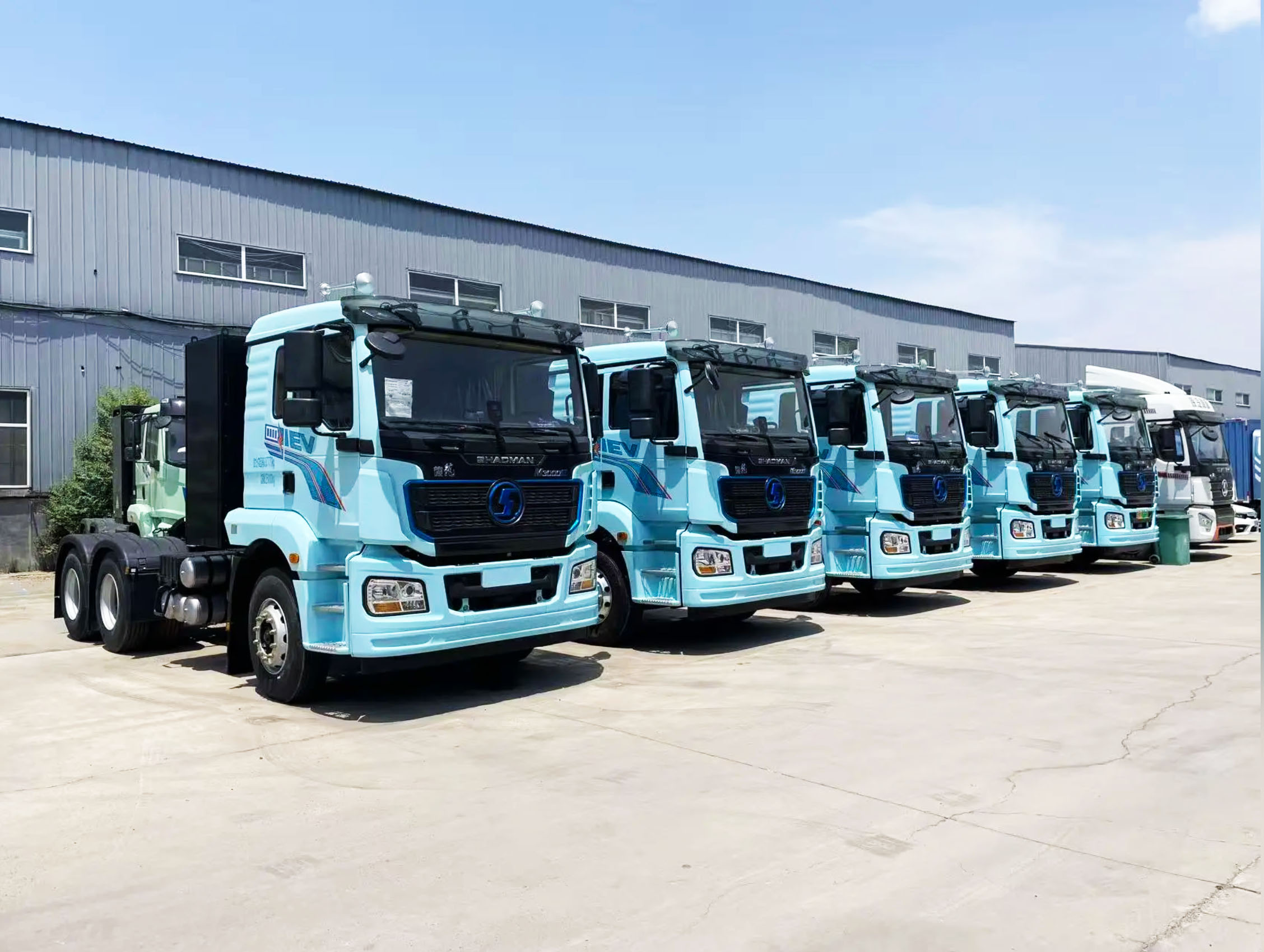 Peluncuran Produk Baru — Seri Truk Listrik Diluncurkan