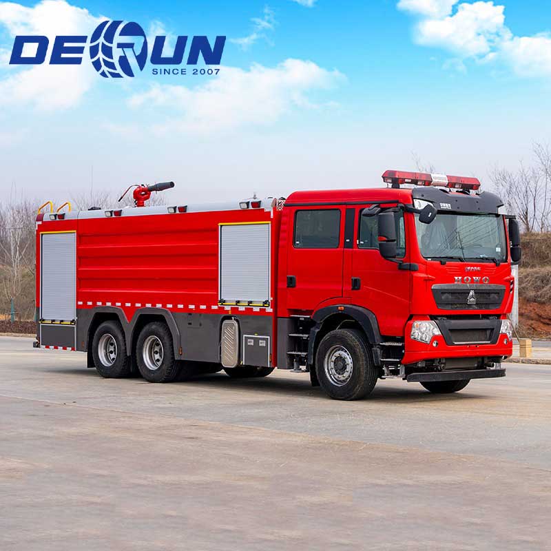 Truk pemadam kebakaran Sinotruk Howo 6x4